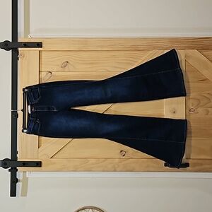 Vibe & Rant | Dark Wash Extreme Flared Jeans | Size 7/28